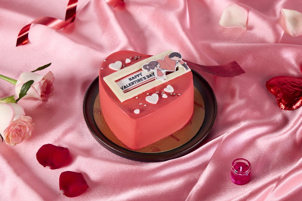 valentine cake, bento cakes, heart cake chocolate, special valentine cake,valentine theme cake, lovers day cake